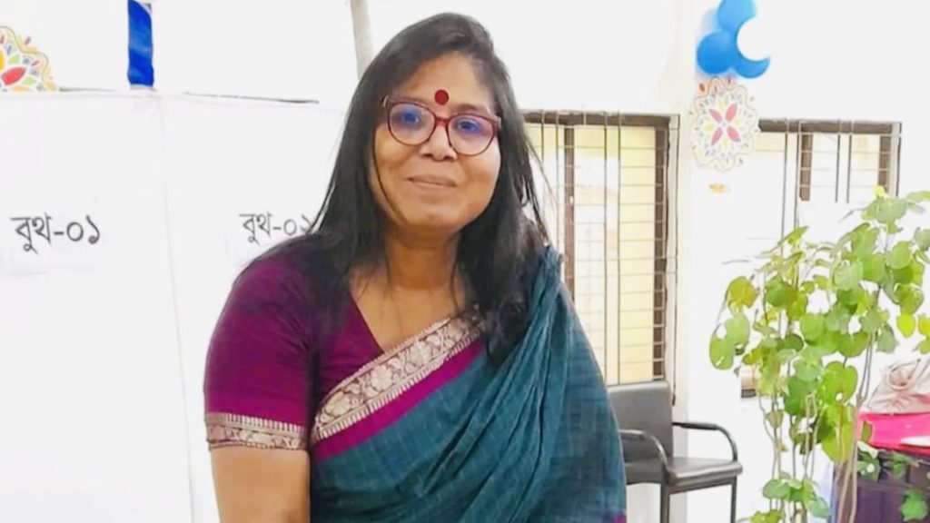 ছাত্রজনতার গণঅভ্যুত্থানকে কটাক্ষ করলেন বদরুন্নেসা কলেজের শিক্ষক IMG_6386