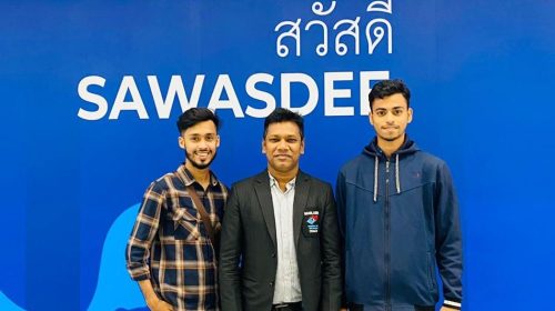 দুই শিষ্য প্যারাসাটলারকে নিয়ে জাপানে এনায়েত