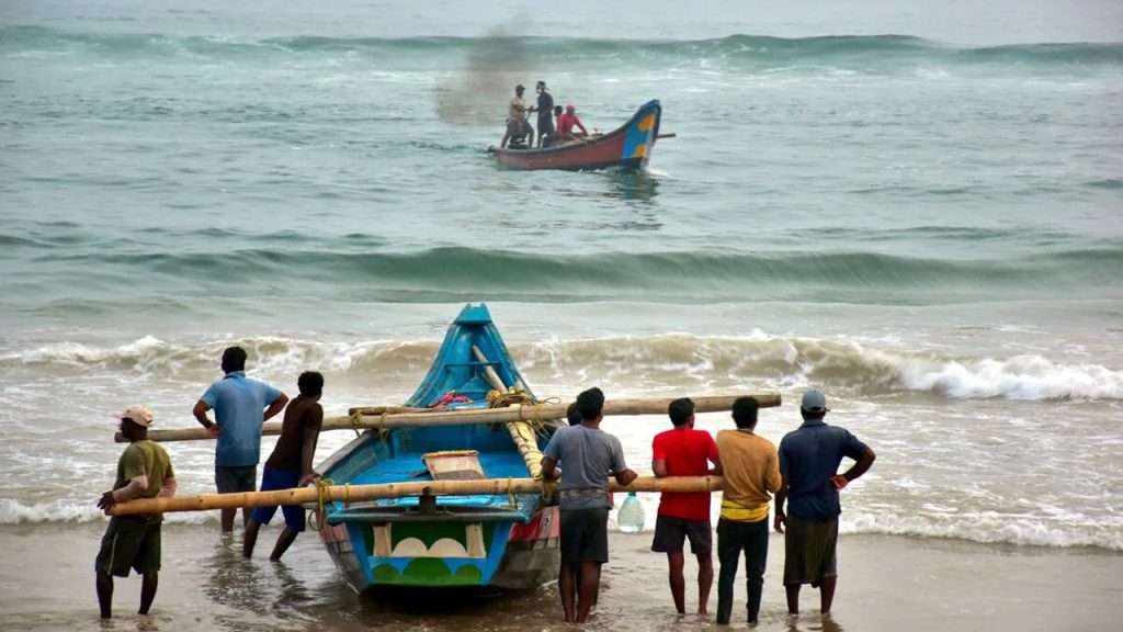 বঙ্গোপসাগরে গভীর নিম্নচাপ, কক্সবাজার থেকে ৬৬০ কিমি দূরে cyclone-20241022165754