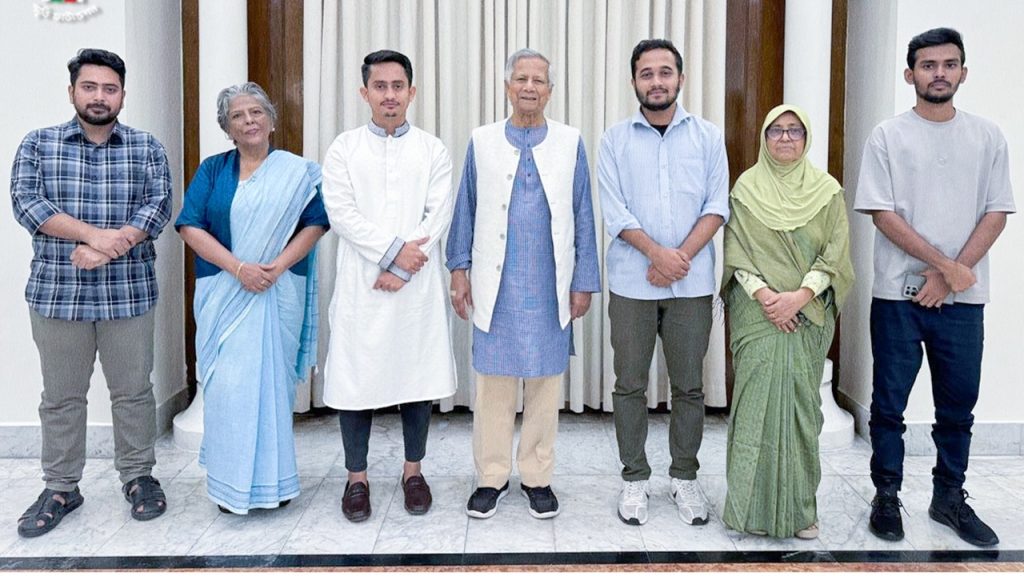 সপ্তাহে ২০০ শহীদ পরিবার পাবে আর্থিক সহায়তা, জনপ্রতি ৫ লাখ sarjis-202410212139231-20241101163927