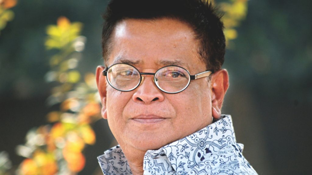 নন্দিত লেখক হুমায়ূন আহমেদের জন্মবার্ষিকী আজ 1e292df72a2db7aa4dc4cca77bc586f1fc2956e28ecfeb37