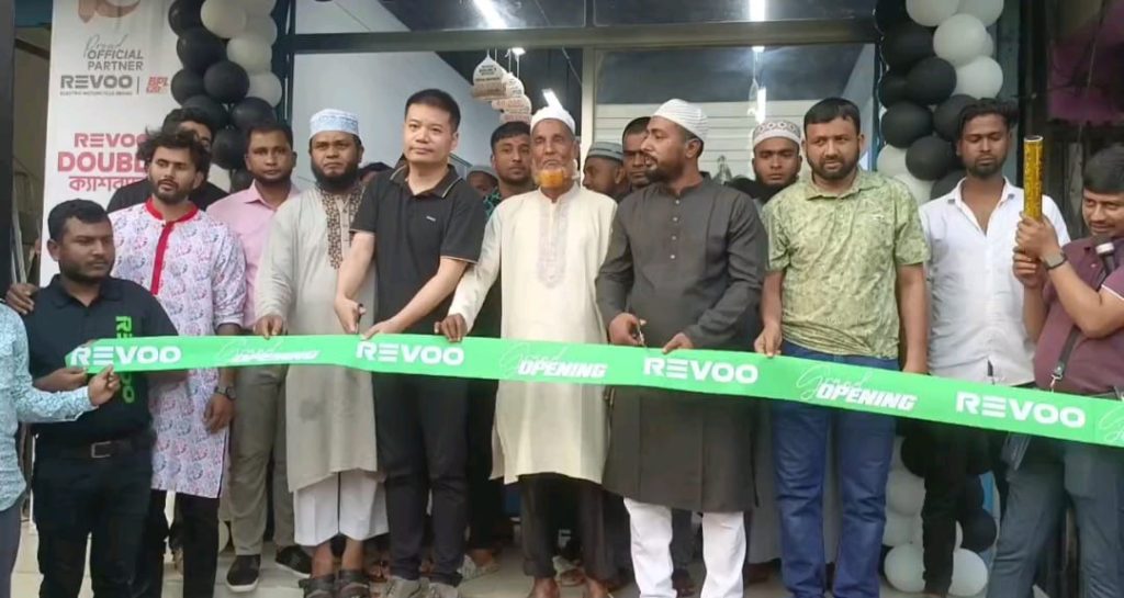 মৌলভীবাজারে প্রথম ৩এস শোরুম চালু করল রিভো বাংলাদেশ