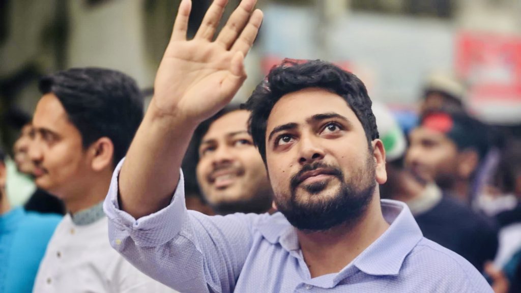 এই চাঁদাবাজ-দুর্নীতিবাজ সিস্টেমের পরিবর্তন করব : নাহিদ ইসলাম IMG_3324