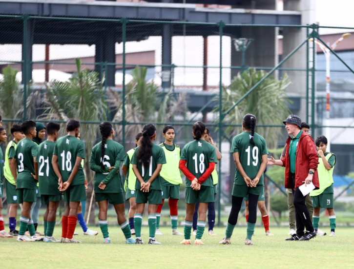 এশিয়ান কাপ বাছাইয়ের জন্য শক্তিশালী দল ঘোষণা করল বাফুফে