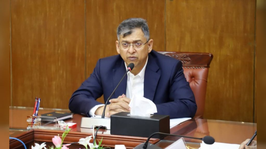 পুলিশের কাজে অবৈধভাবে হস্তক্ষেপ করলে ব্যবস্থা- স্বরাষ্ট্রমন্ত্রী InShot_20260224_011053391