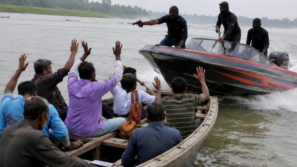 চরভদ্রাসনে পদ্মায় চলন্ত স্পিডবোটে দুর্ধর্ষ ডাকাতি: ব্যবসায়ীকে কুপিয়ে জখম চরভদ্রাসনে পদ্মায় চলন্ত স্পিডবোটে দুর্ধর্ষ ডাকাতি: ব্যবসায়ীকে কুপিয়ে জখম