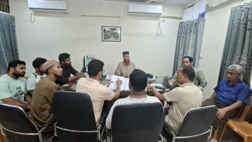 তদন্ত চলাকালীন সিএমওকে দায়িত্ব থেকে অব্যাহতি, ২৪ ঘণ্টার আল্টিমেটাম জাকসুর InShot_20260723_183257029