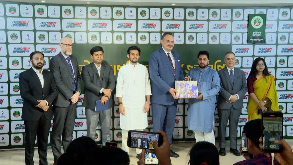 নাহিদ ইসলামের সাথে মার্কিন রাষ্ট্রদূতের সাক্ষাৎ নাহিদ ইসলামের সাথে মার্কিন রাষ্ট্রদূতের সাক্ষাৎ