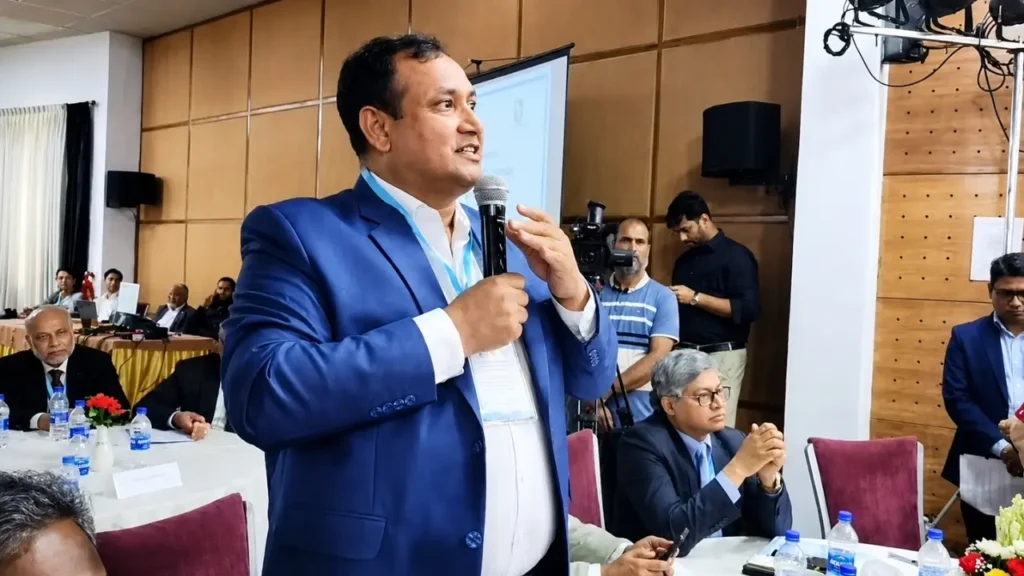 বিশ্ববিদ্যালয়ের শিক্ষকদের মতো চিন্তা ও চেতনা সাত কলেজের শিক্ষকদের নেই: ডিসিইউ ভিসি বিশ্ববিদ্যালয়ের শিক্ষকদের মতো চিন্তা ও চেতনা সাত কলেজের শিক্ষকদের নেই