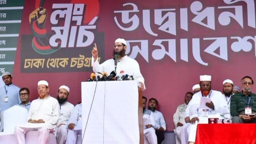 সরকারকে টেনে নামাতে আমাদের হাত এক চুলও কাঁপবে না: মামুনুল হক 793235997-1423801192953484-3071557786270190657-n-mtnxjb6a5ce2mz0-20260905111839