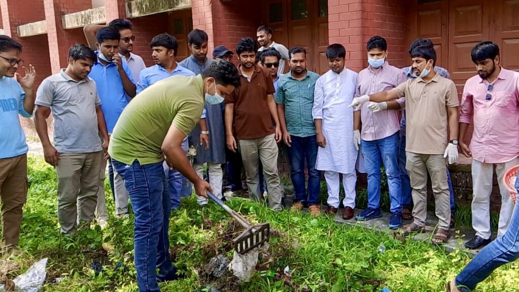 রাবিতে ছাত্রদলের ডেঙ্গু প্রতিরোধ ও পরিচ্ছন্নতা অভিযান 7c00297c-6f9e-4bc4-8871-209a45c0fd67