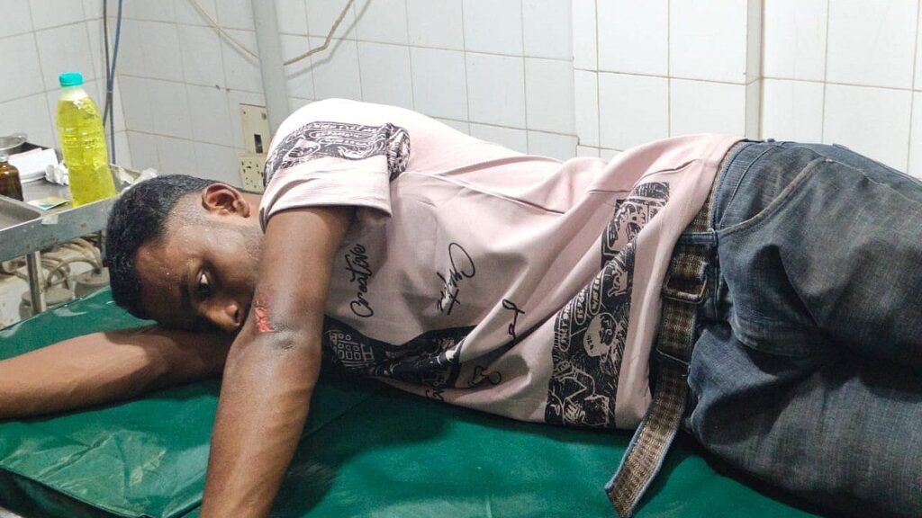 হান্নান মাসউদের বক্তব্য নিয়ে বাগ্বিতণ্ডা, হাতাহাতিতে জড়াল এনসিপি ও ছাত্রদল WhatsApp-Image-2026-09-24-at-8.39.05-PM