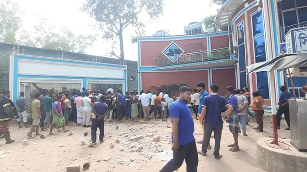 বগুড়ায় ফিলিং স্টেশনের গ্যাস প্ল্যান্টে বিস্ফোরণ, আহত ৫ bishforon-2609191101