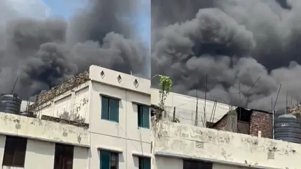 এবার মহাখালীতে ব্রিটিশ টোব্যাকোর ভবনে আগুন fire-m-top-mtv3cts1ybfkygu-20260910113543