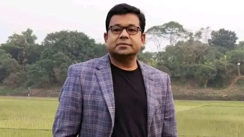 moir-khan-mu1ej5s24n0ssly-20260914213519