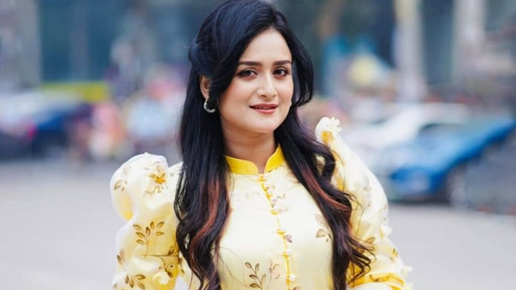 ‘নারীর মূল্য তার ওজন, কোমরের মাপ বা চেহারার পরিবর্তনে নির্ধারিত হয় না’ nadia-2609171100