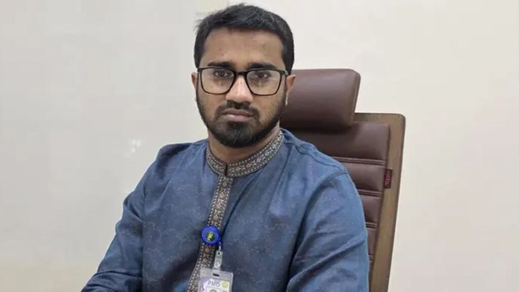 মনে হচ্ছে ৬ মাসে বিএনপি সরকার আওয়ামী লীগের চেয়ে বেশি অপরাধ করে ফেলেছে! rashed-20260905055528