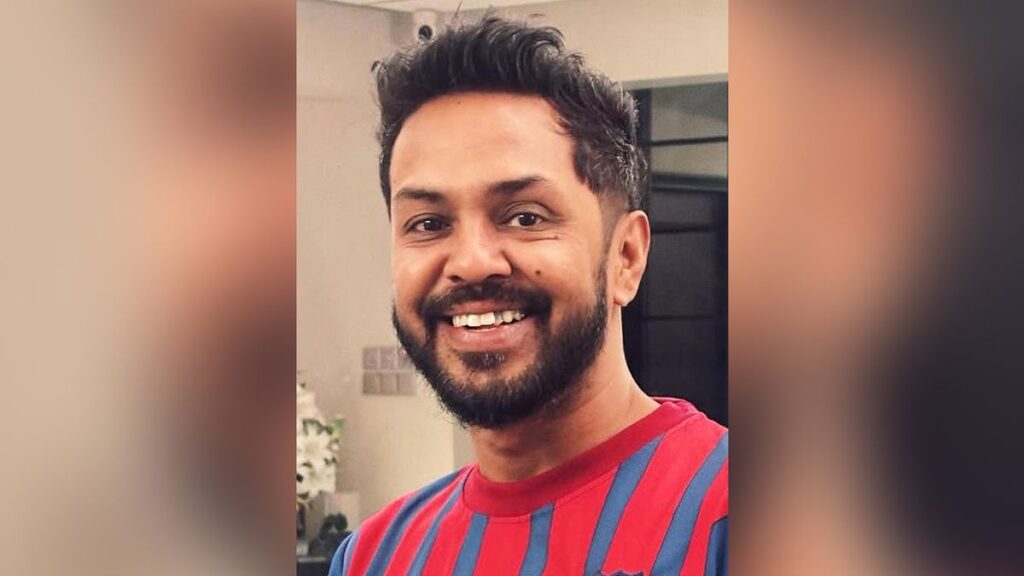 ‘এক মিনিটে দুই ট্রেন গায়েব’ টিকিট না পেয়ে ফেসবুকে আশফাক নিপুনের ক্ষোভ Ashfak