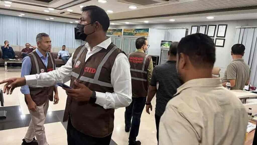 গুলশানে সালমান মুক্তাদিরের শ্বশুরের ‘মদের গুদাম’ সিলগালা ciid