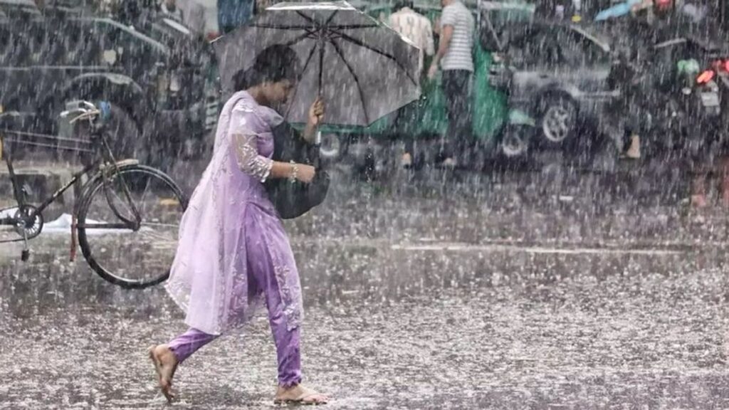 দেশের যেসব অঞ্চলে ঝড়বৃষ্টির পূর্বাভাস rain-6acef1ba1cd1d